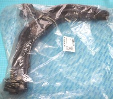 triangle de suspension droite