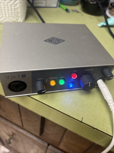 Universal audio volt usb - universal, 1