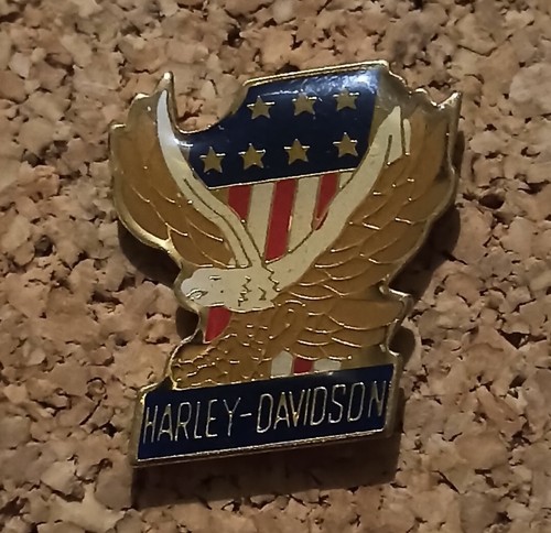 Pin harley davidson numéro - pin's,