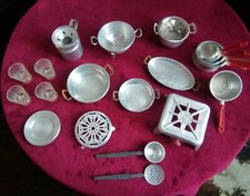 Ancien Lot  de 19 Pièces de