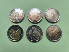 2 euro commémorative  Finlande choisir une année ( lire description annonce )