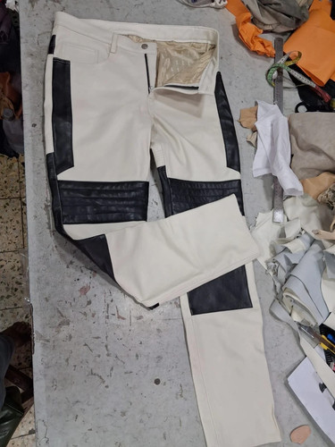 Pantalon cuir motard - en, de