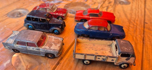 Dinky toys véhicules - toys,