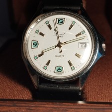 Montre homme quartz  LAVAL France – cadran blanc –dateur pile incluse