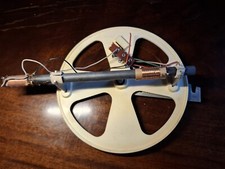 Antenne vintage radioreciever, manual by big  turnable wheel. AM, LM. MG.   