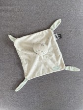 DOUDOU ORCHESTRA DOUDOU SMILEY BABY BLANC VERT ETOILE GRISE PLAT 25CM