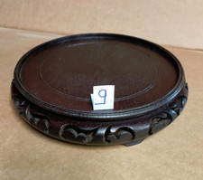 1 socle / stand rond en bois