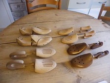 4 PAIRES EMBAUCHOIRS FORMES