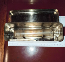 Matériel Médical année 50 resingle  Boîte stérilisation