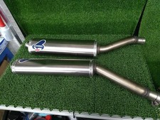 Silencieux antidérapant