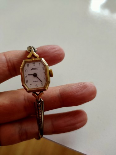 Montre ancienne marque strato - ancienne,