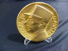 GENERAL DE GAULLE énorme médaille bronze d'orée a l'or