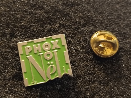 Pin phox noël - photo, vidéo
