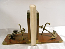 PAIRE DE SERRE LIVRE ANCRE A