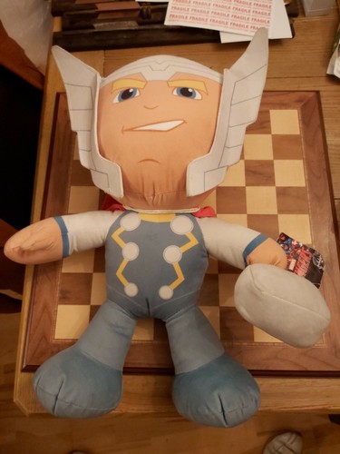 Grande peluche thor marvel - 20",