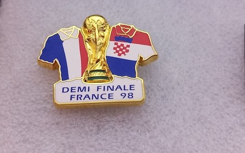 Ed74 pin coupe monde - coupe,