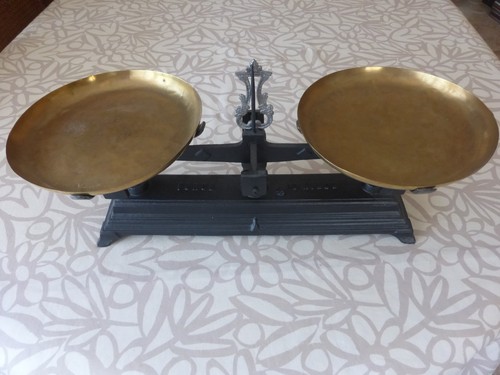 Ancienne balance roberval - balance,