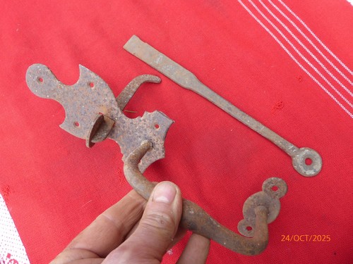 Loquet poucier fer forgé - en,