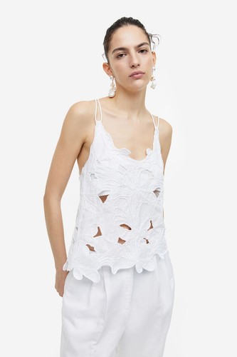 Haut brodé blanc dentelle - brodé,