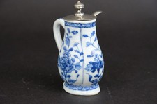 Ancien pot à moutarde bleu et