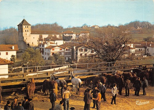 Espelette foire aux - 64-espelette-foire,