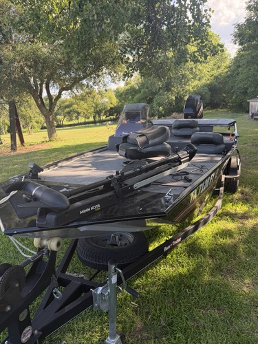 2020 bass tracker classic - 2020,