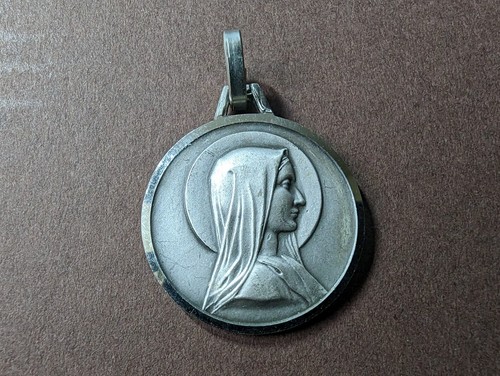 Médaille religieuse la - de,