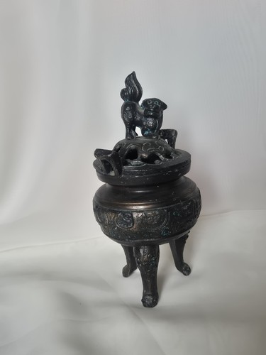 Ancien brule parfum asiatique