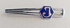 Pince à cravate couleur argent avec initiale J 