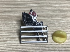 pins SAUT d OBSTACLE EQUITATION egf. Sport équestre cheval