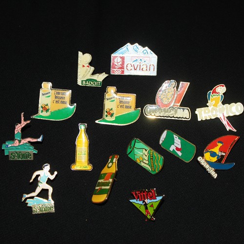 Lot pin boissons - 13, evian
