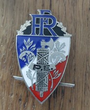 Insigne de kepi de Police