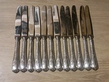 12 Couteaux à Entremet en