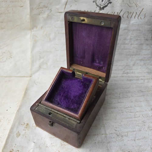 Coffret porte montre - porte,