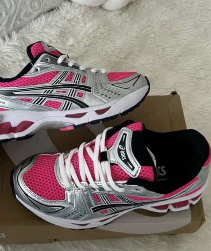 Asics bon état - en,