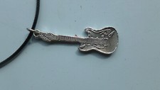 Pendentif guitare