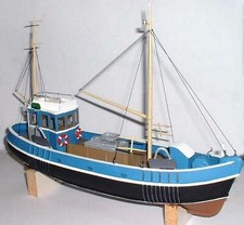 Bateau De Pêche Trawler OM1