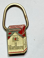 Porte clé publicitaire paquet cigarette MARLBORO italie Milano ancien vintage