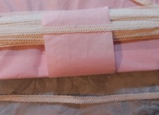 FINE DENTELLE ANCIENNE ENTRE