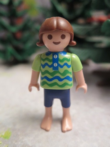 Petite fille enfant ferme - petite,