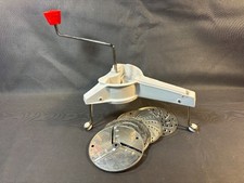 Ancienne mouli julienne