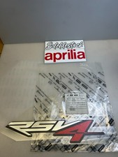 1 sticker rsv4 chrome gauche