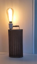 Lampe bouillotte militaire.