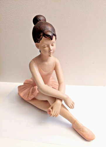 Grande statue petite - grande,