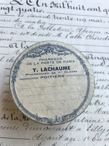 Ancienne boîte lachaume - boîte, y.
