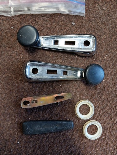 Two vintage mercedes - 2,
