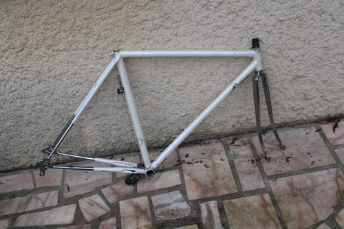 Cadre randonneur artisanal - cadre,