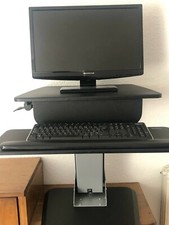 Bureau, table d'ordinateur assis debout