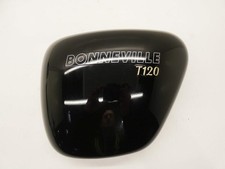 Cache latéral gauche (Triumph