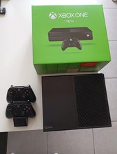 Console Xbox One 1 To avec 2 manettes sans fil officielles + 5 jeux VF
